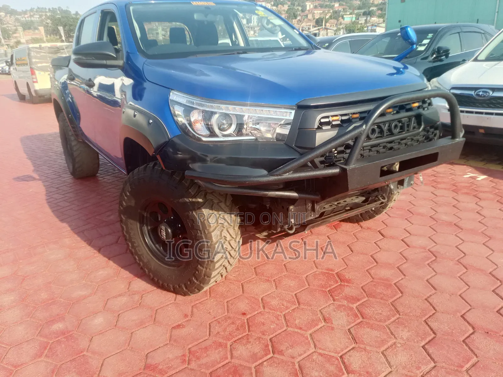 Toyota Hilux 2017 Blue