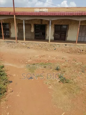10bdrm House in Fred, Bugiri for sale