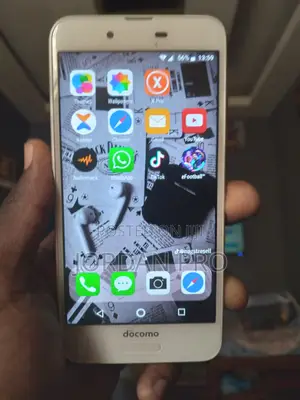 Sharp Aquos Sense 2 SHV43 32 GB White