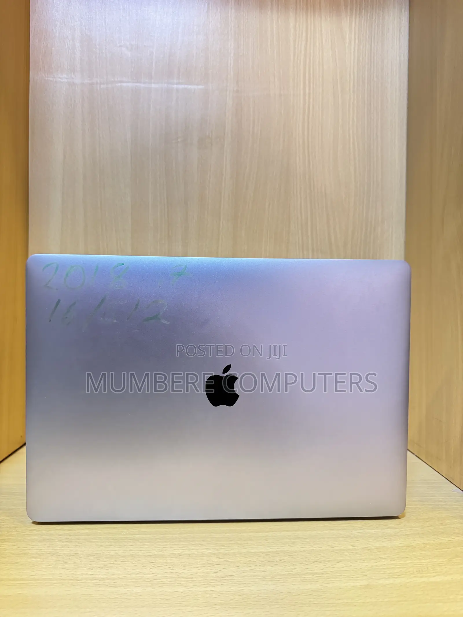 Laptop Apple MacBook Pro 2018 16GB Intel Core i7 SSD 512GB