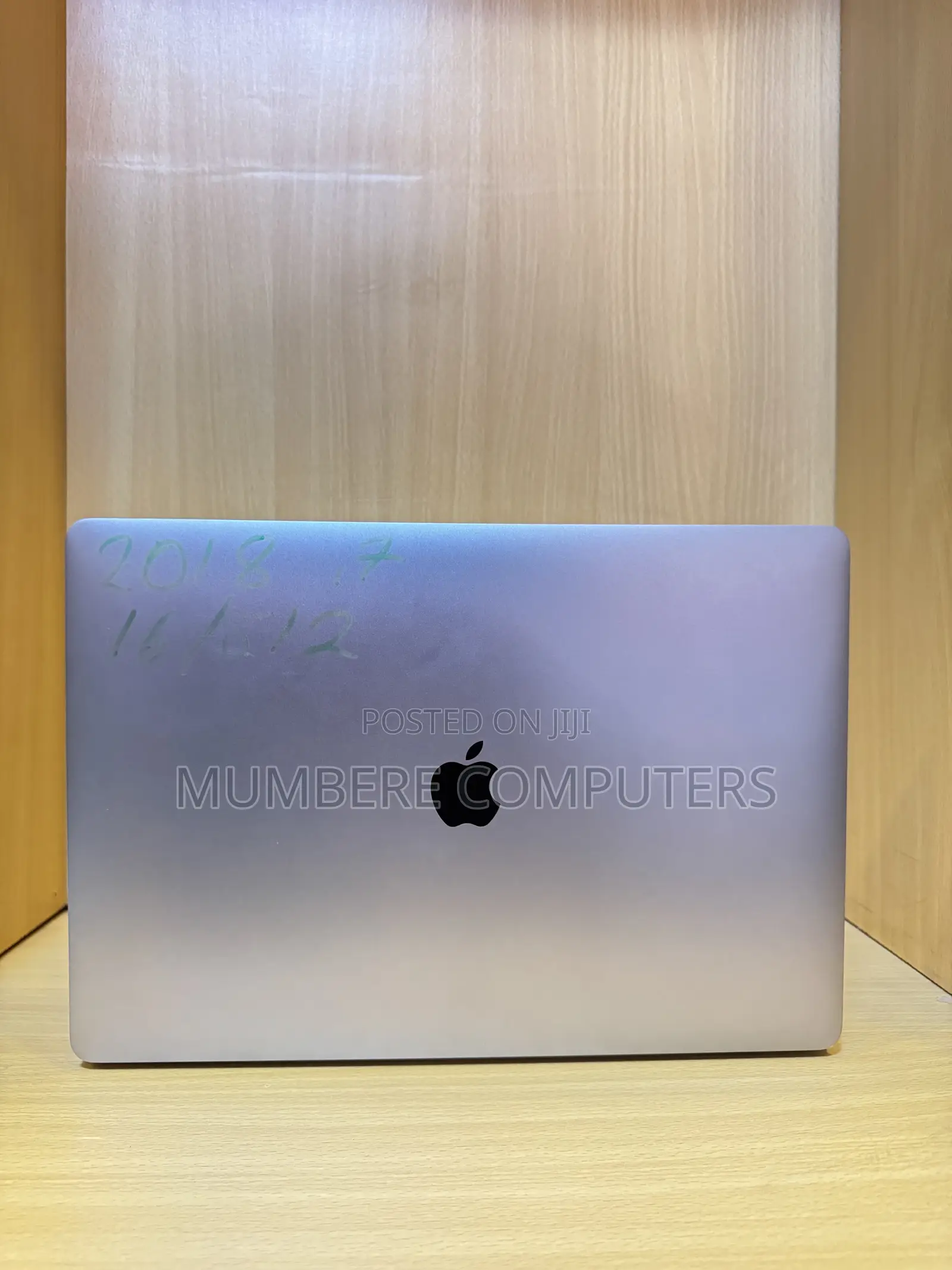 Laptop Apple MacBook Pro 2018 16GB Intel Core i7 SSD 512GB