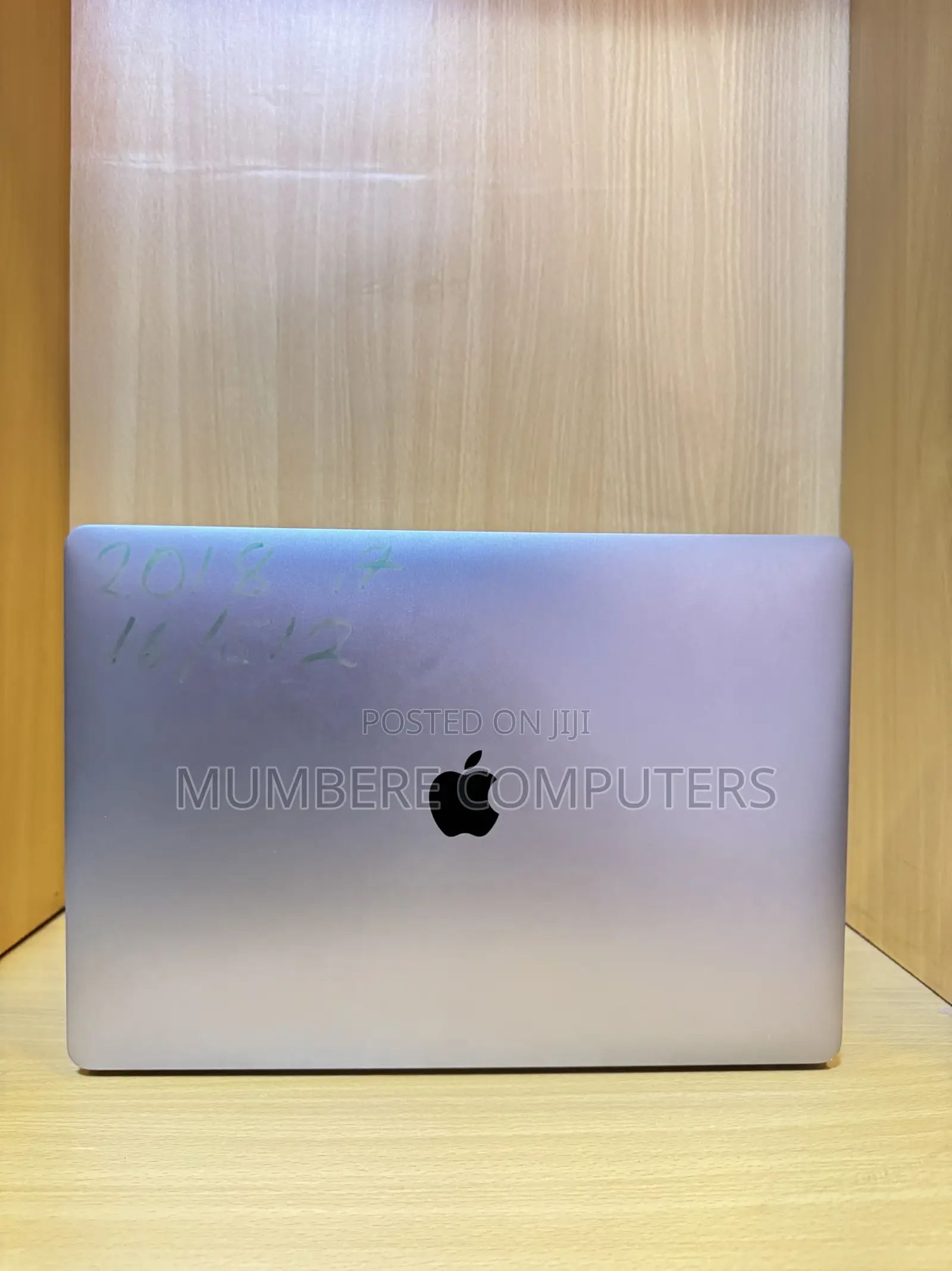 Laptop Apple MacBook Pro 2018 16GB Intel Core i7 SSD 512GB