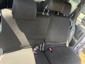 Toyota Sienta 1.5 AWD 2011 Blue