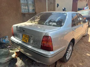 Toyota Progress 2.5 RWD 2005 Silver