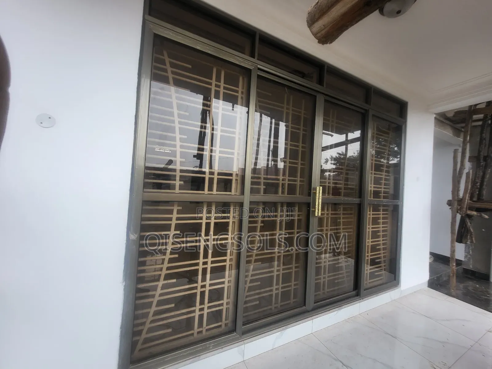 Aluminum Doors and Windows