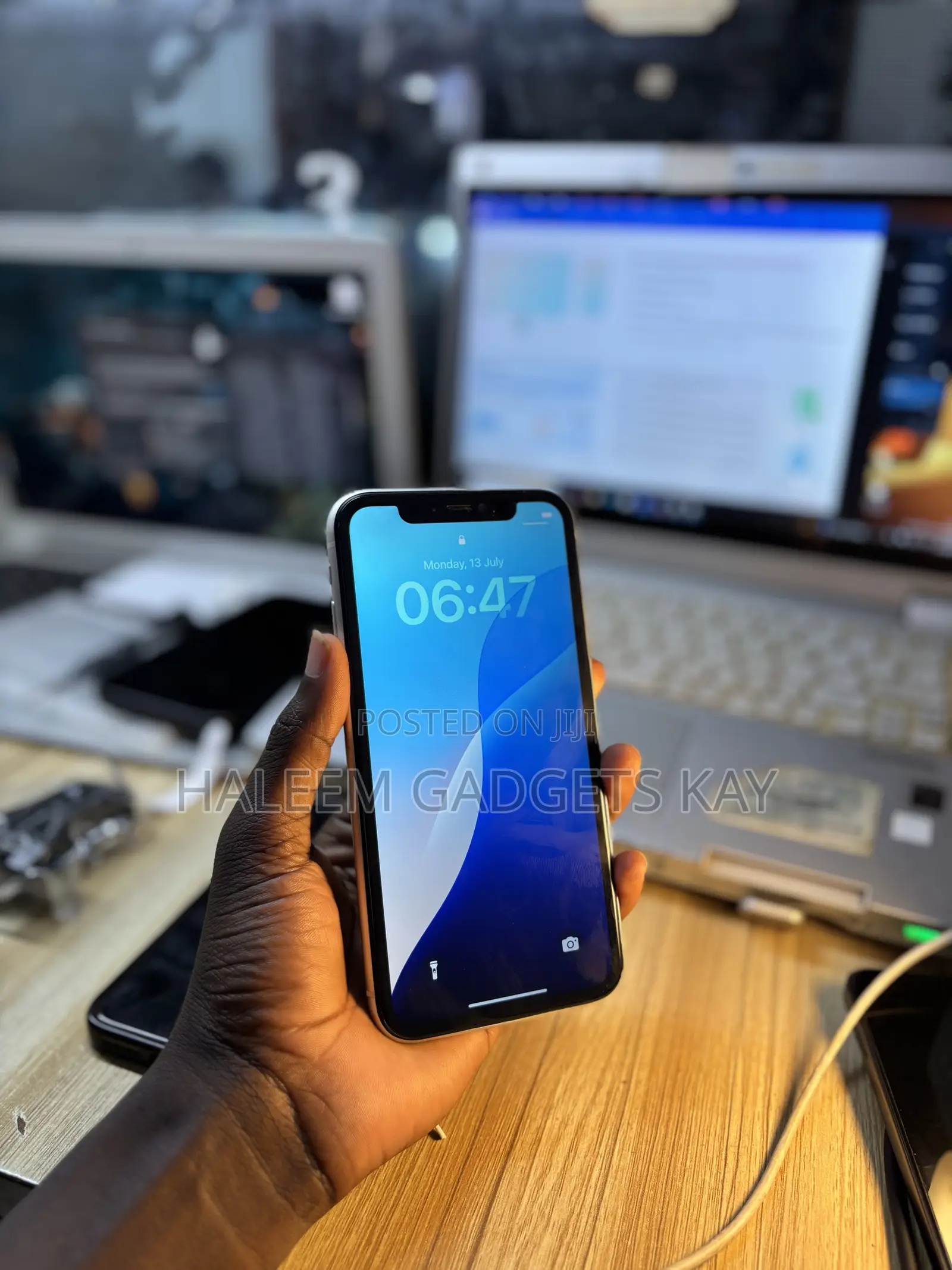 Apple iPhone 11 64 GB Black