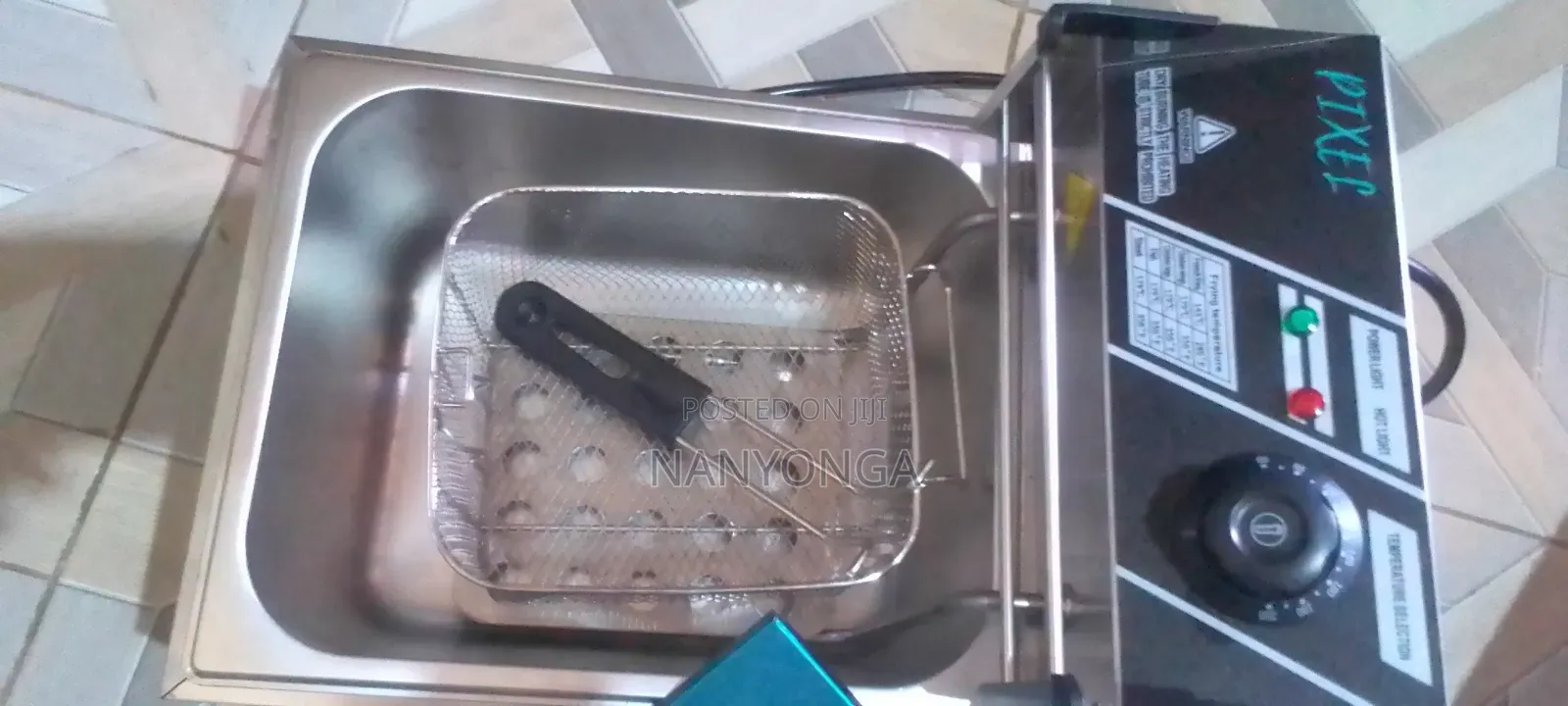 Pixel Electric Deep Fryer