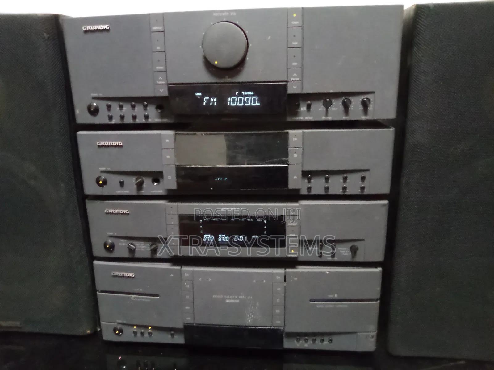 Vintage Grundig 210 Series HiFi Midi Home Theater System With Speakers