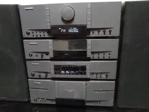 Vintage Grundig 210 Series HiFi Midi Home Theater System With Speakers