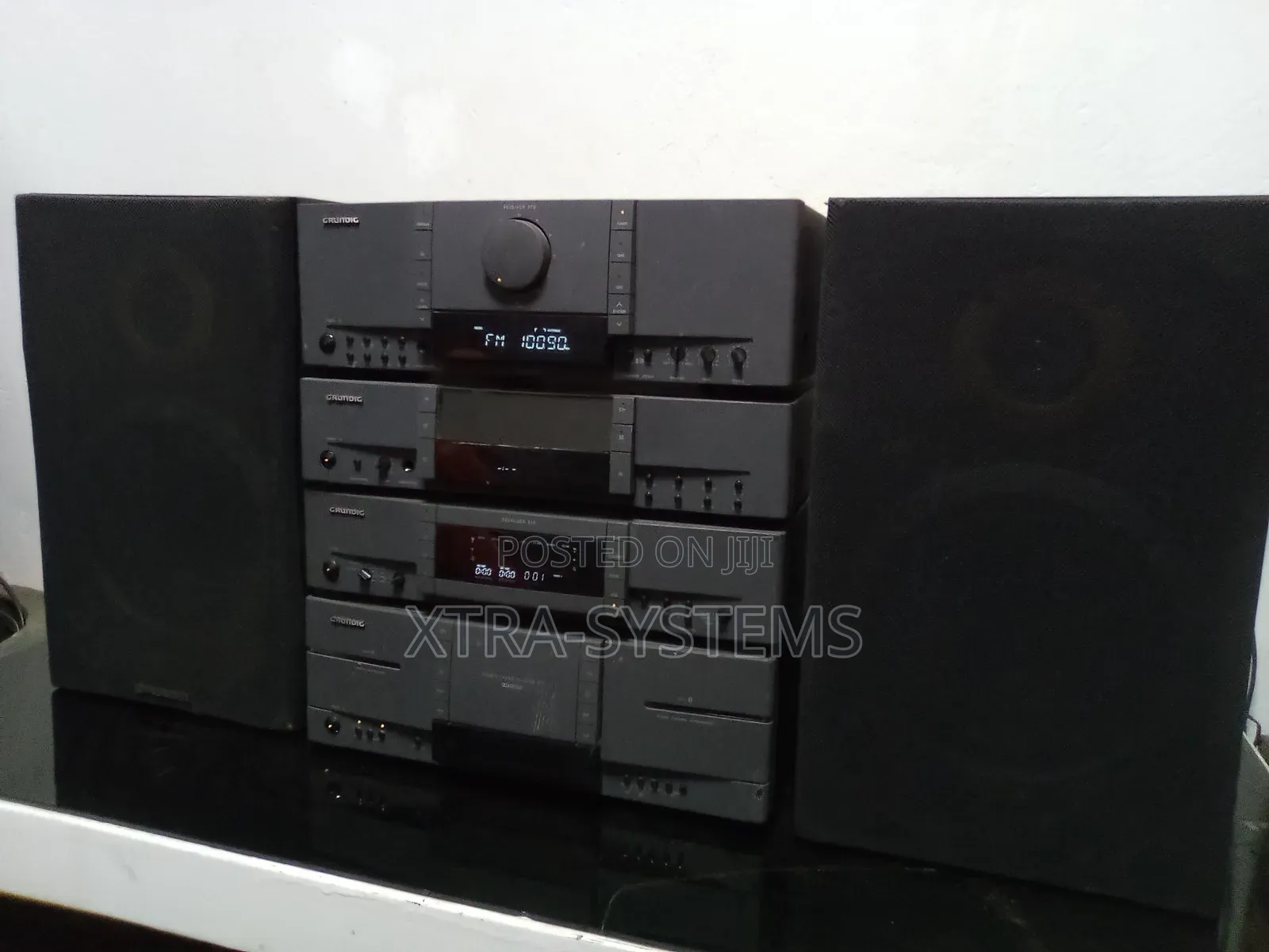 Vintage Grundig 210 Series HiFi Midi Home Theater System With Speakers