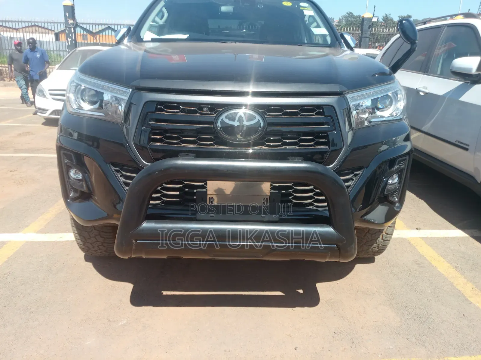 Toyota Hilux 2019 Black