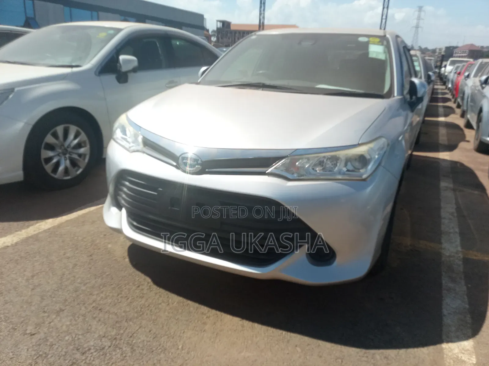 Toyota Corolla Fielder 2017 Silver