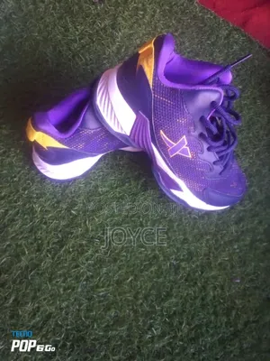 Second Hand Shoes