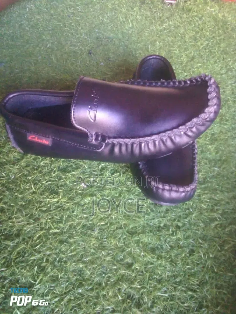 Second Hand Shoes