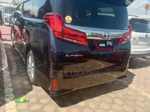 Toyota Alphard 2019 Black