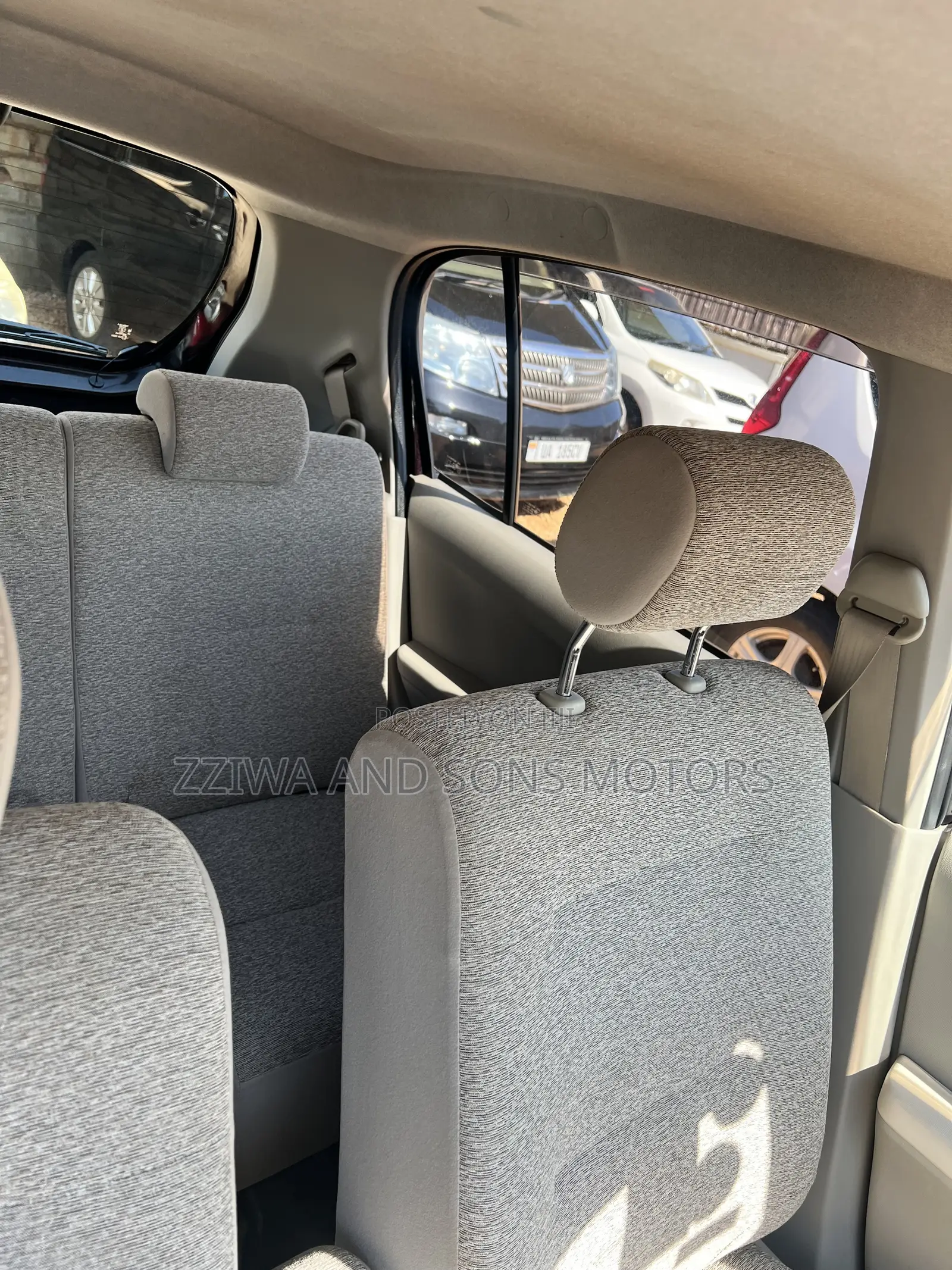 Toyota Passo 1.0 AWD 2016 Maroon