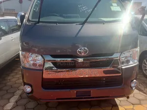 Toyota Hilux 2020 Gray