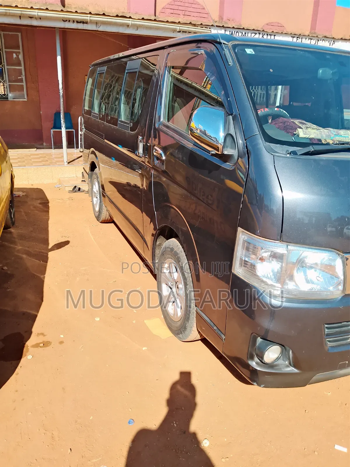Toyota HiAce 2013 Grey
