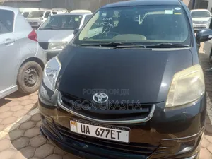 Toyota Passo Sette 2011 Black