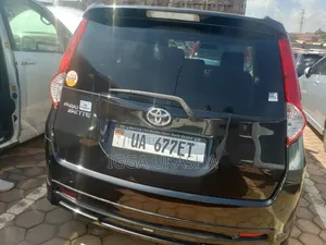 Toyota Passo Sette 2011 Black