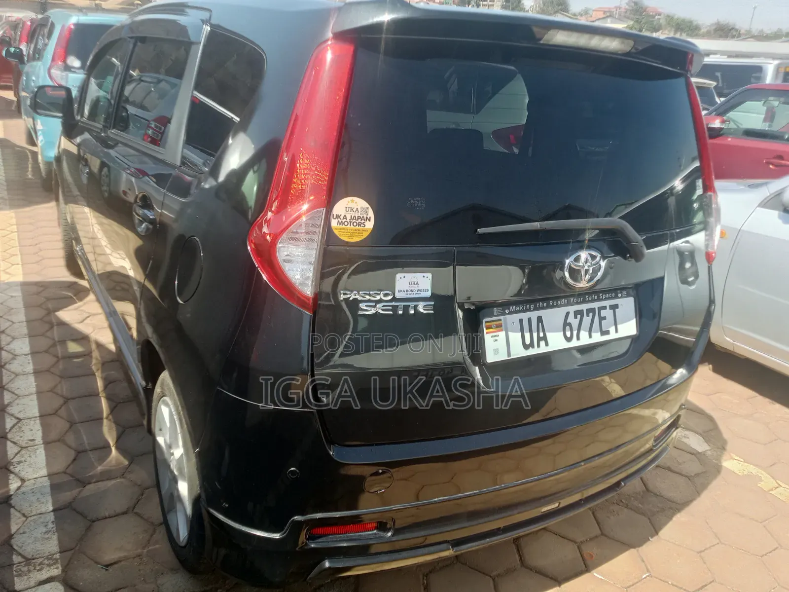 Toyota Passo Sette 2011 Black