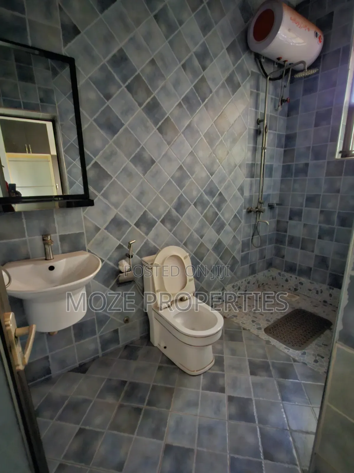 2bdrm Apartment in Kyaliwajala Nabwojo, Central Division for rent