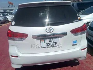 Toyota Wish 2011 White