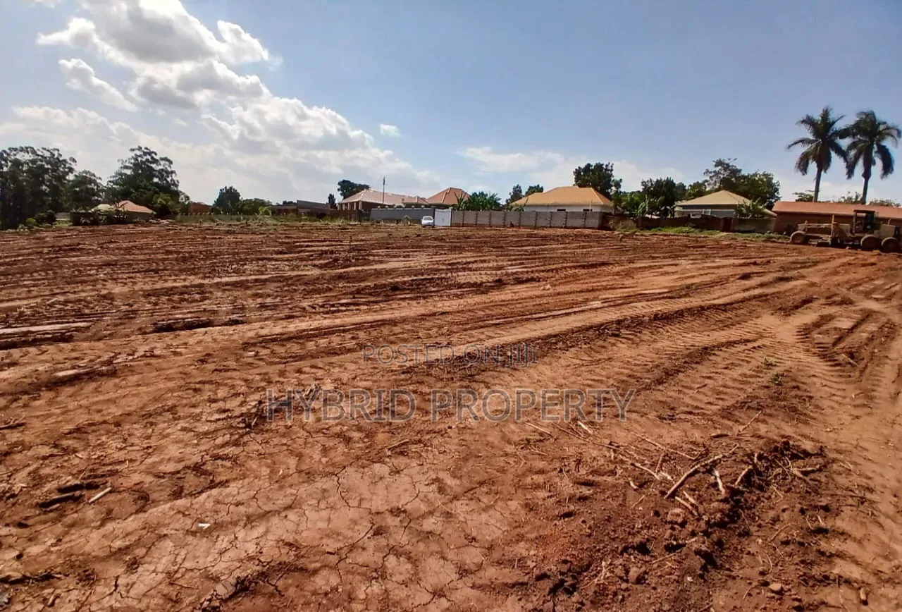 Prime Plots for Sale at Namusera~Wakiso Tarmac Divine Land Estate.