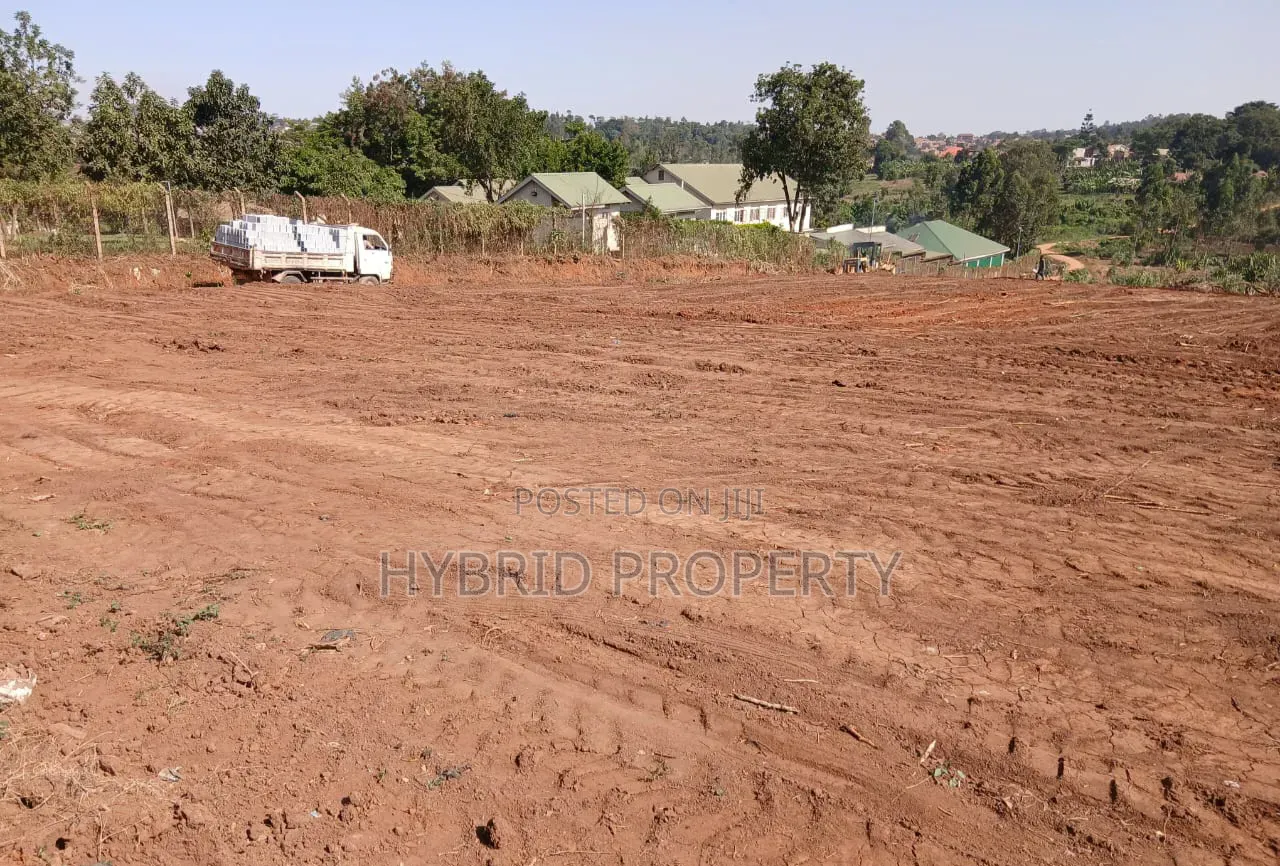 Prime Plots for Sale at Namusera~Wakiso Tarmac Divine Land Estate.