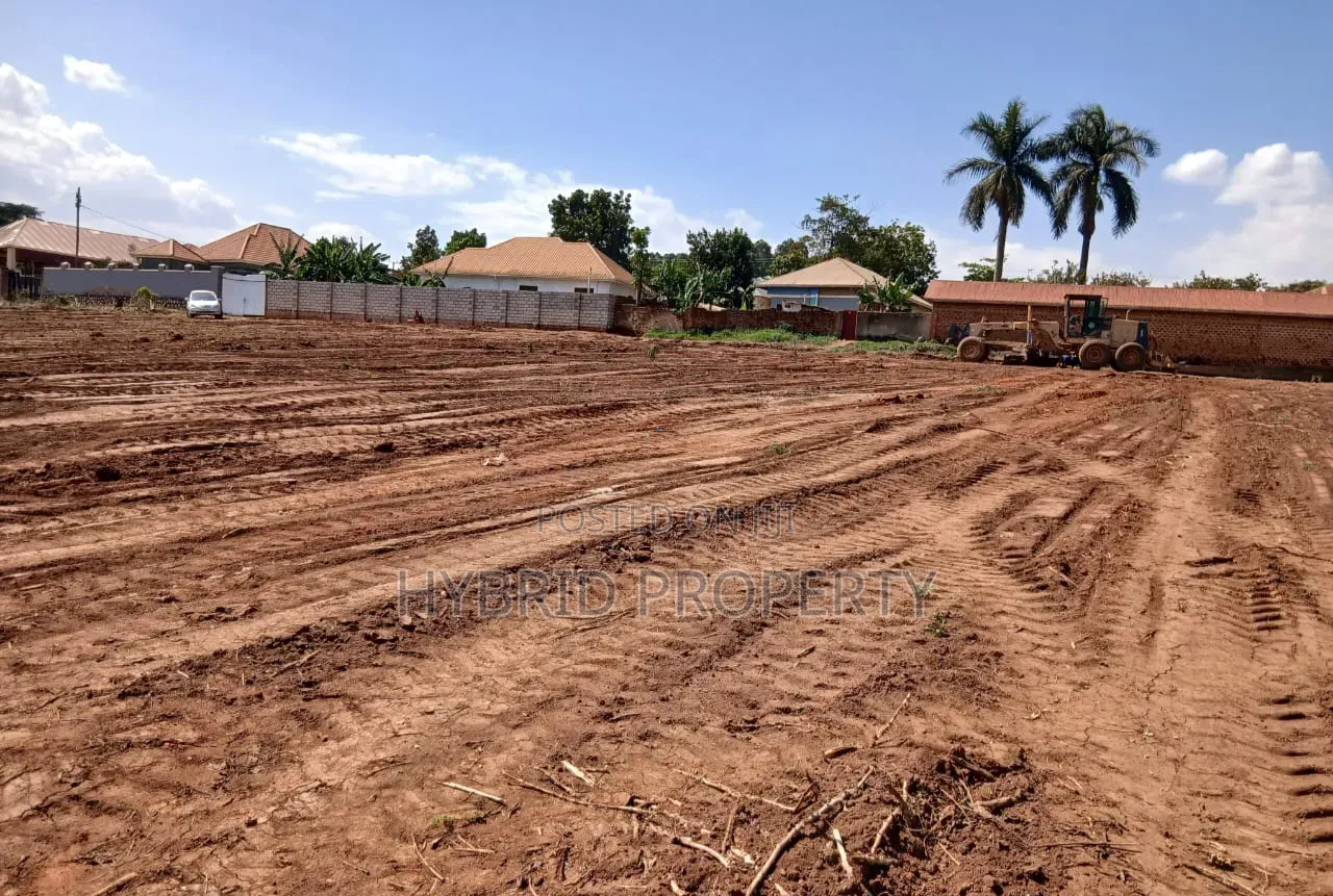 Prime Plots for Sale at Namusera~Wakiso Tarmac Divine Land Estate.