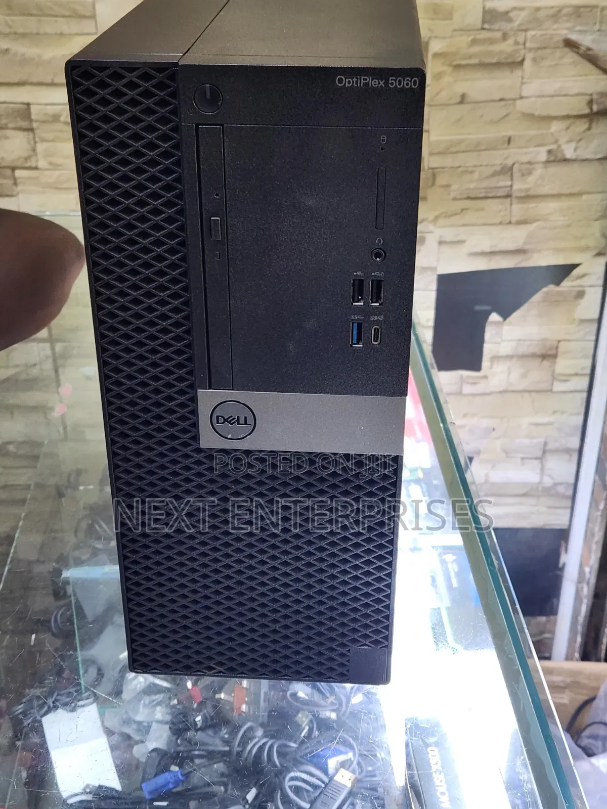 Desktop Computer Dell Optiplex 5060 8GB Intel Core i5 HDD 500GB