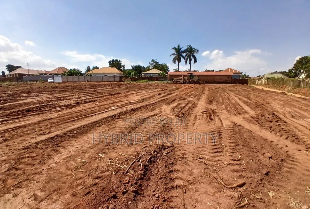 Prime Plots for Sale at Namusera~Wakiso Tarmac Divine Land Estate.