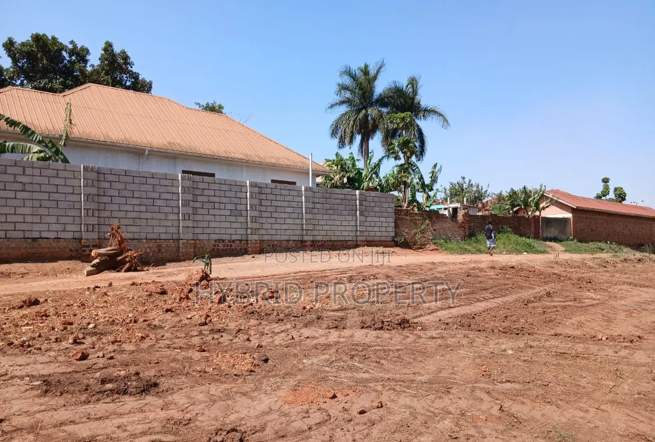 Prime Plots for Sale at Namusera~Wakiso Tarmac Divine Land Estate.