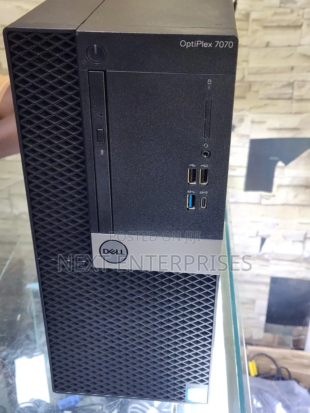 Desktop Computer Dell OptiPlex 7070 8GB Intel Core i7 HDD 500GB