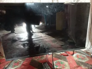 32" Ailipu Brand TV