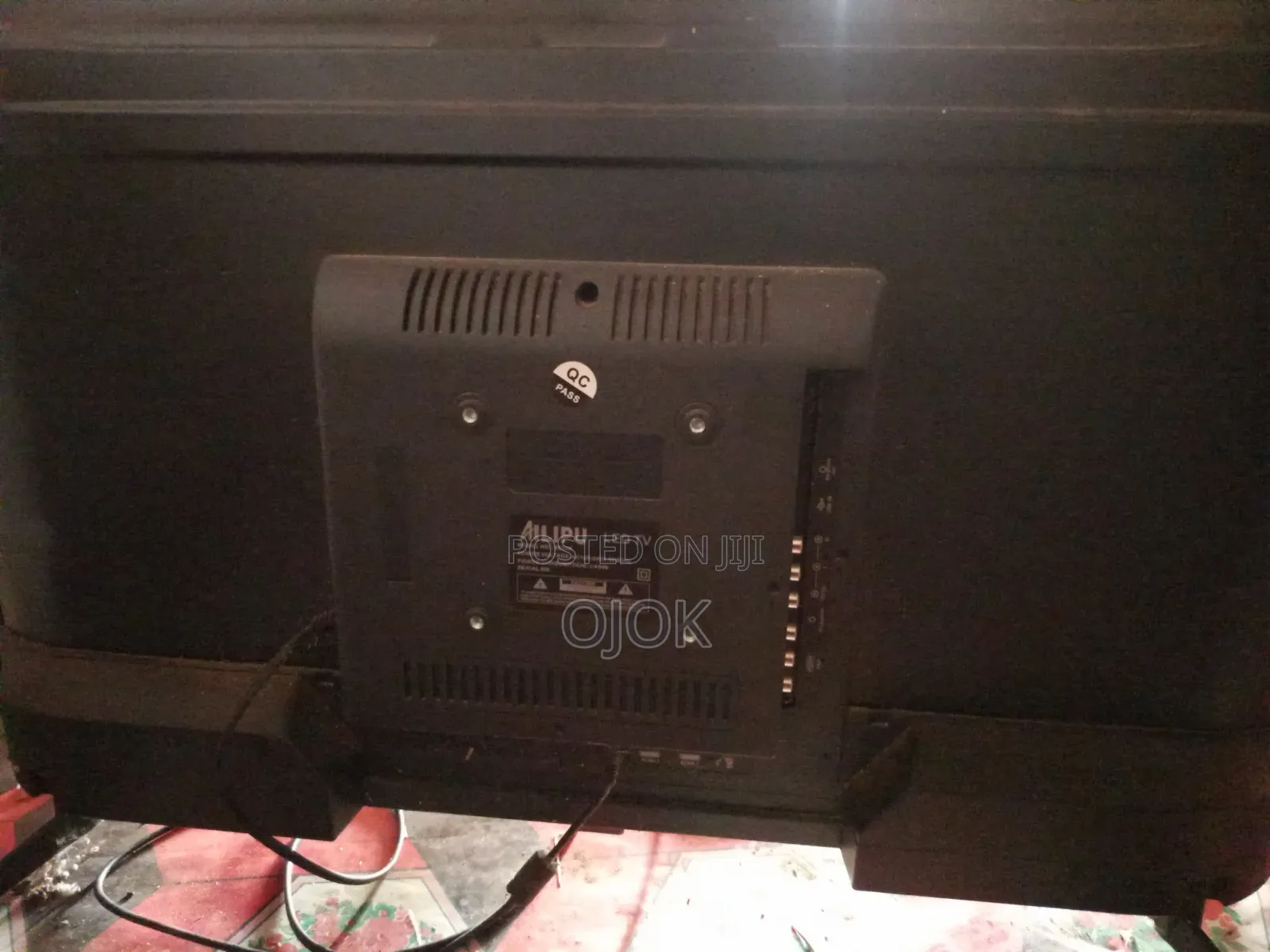 32" Ailipu Brand TV