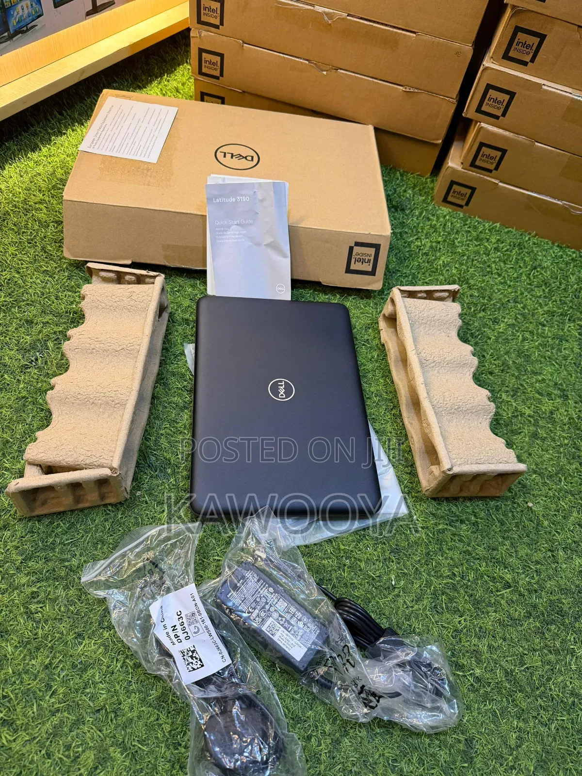 New Laptop Dell Latitude 3190 4GB Intel Celeron SSD 72GB
