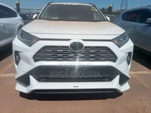 Toyota RAV4 2020 White