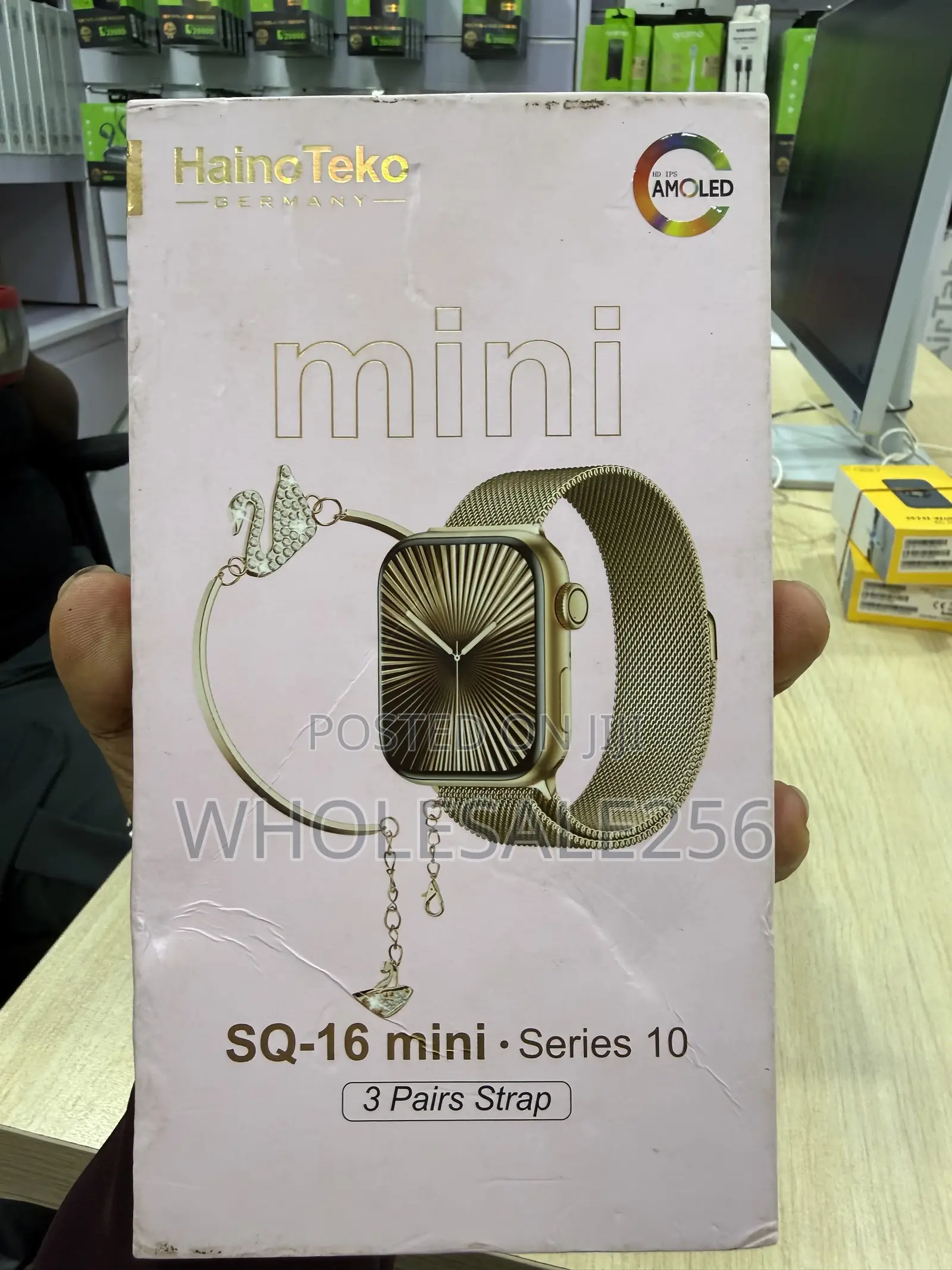 HainoTeko SQ-16 Mini Smartwatch Has Amoled Screen, Bracelet & 3straps