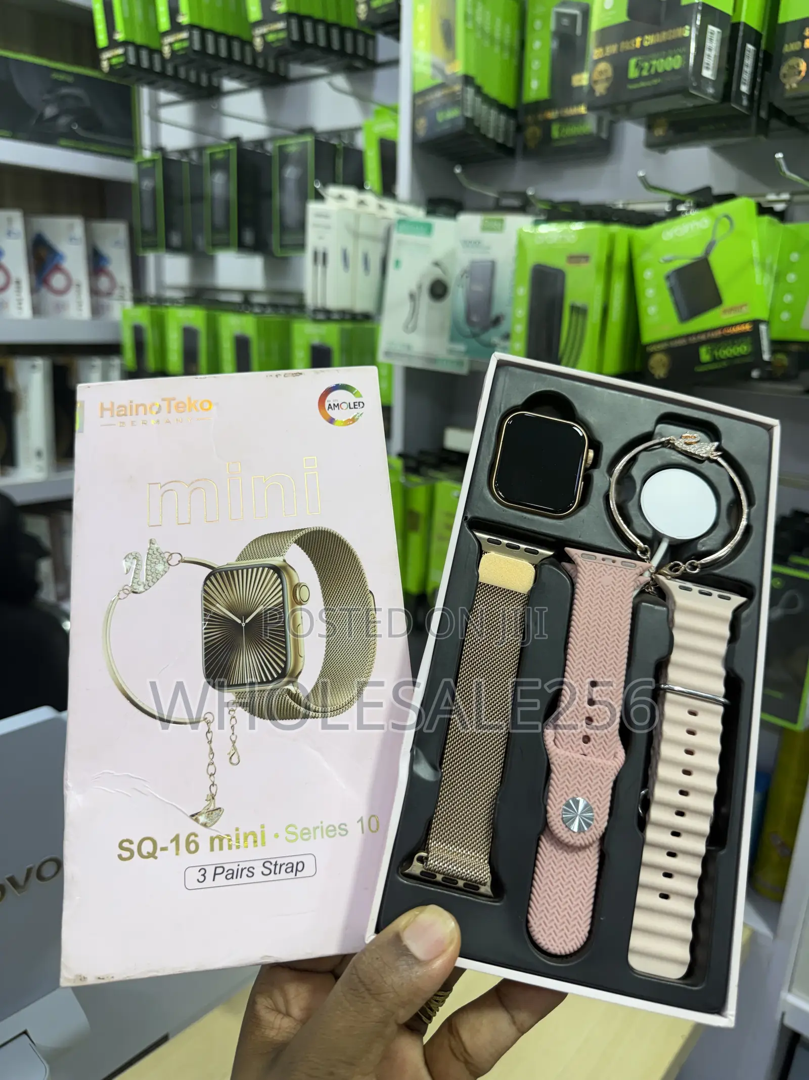 HainoTeko SQ-16 Mini Smartwatch Has Amoled Screen, Bracelet & 3straps
