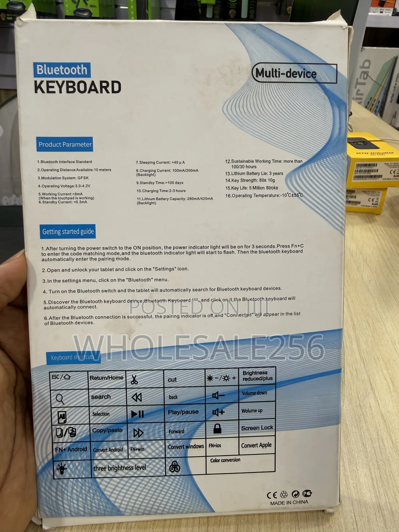Wireless Keyboard Uses Bluetooth