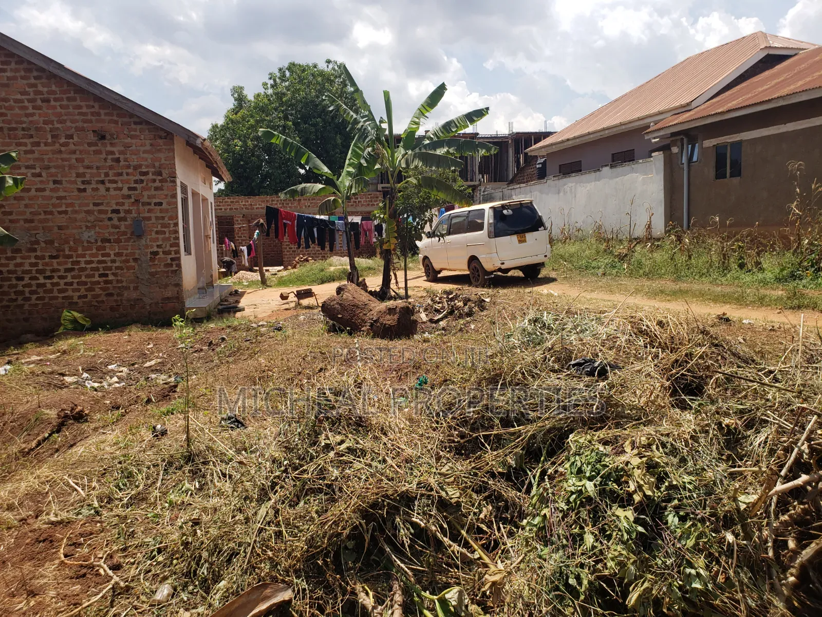 Plot for Sell Kunbuzi Gayaza Rd at 45m