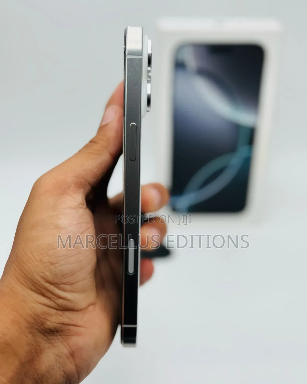 New Apple iPhone 16 Pro Max 256 GB White