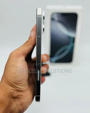 New Apple iPhone 16 Pro Max 256 GB White