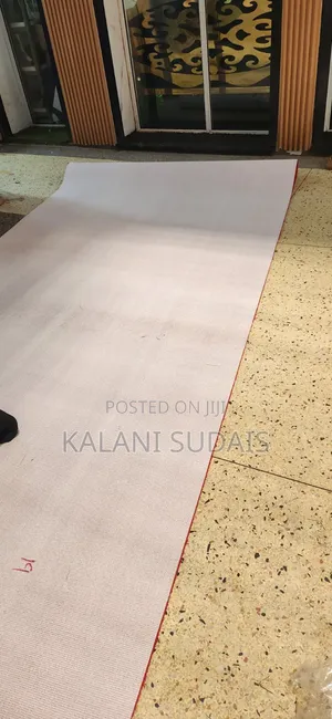 Red Carpets Available