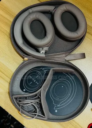 Sony WH-1000XM4