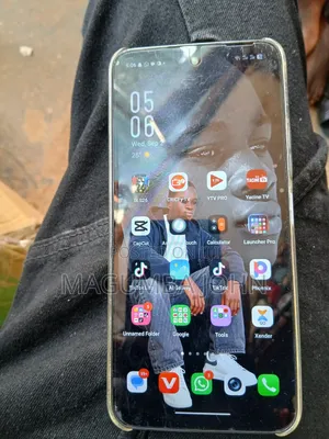 Infinix Smart 10 64 GB Gray