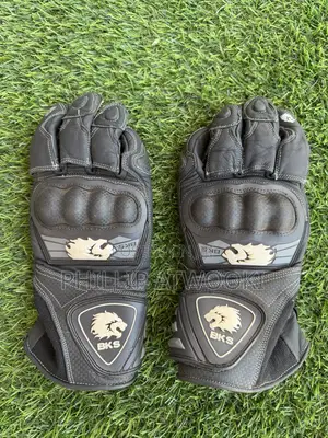 Motorcycle Riding Gloves