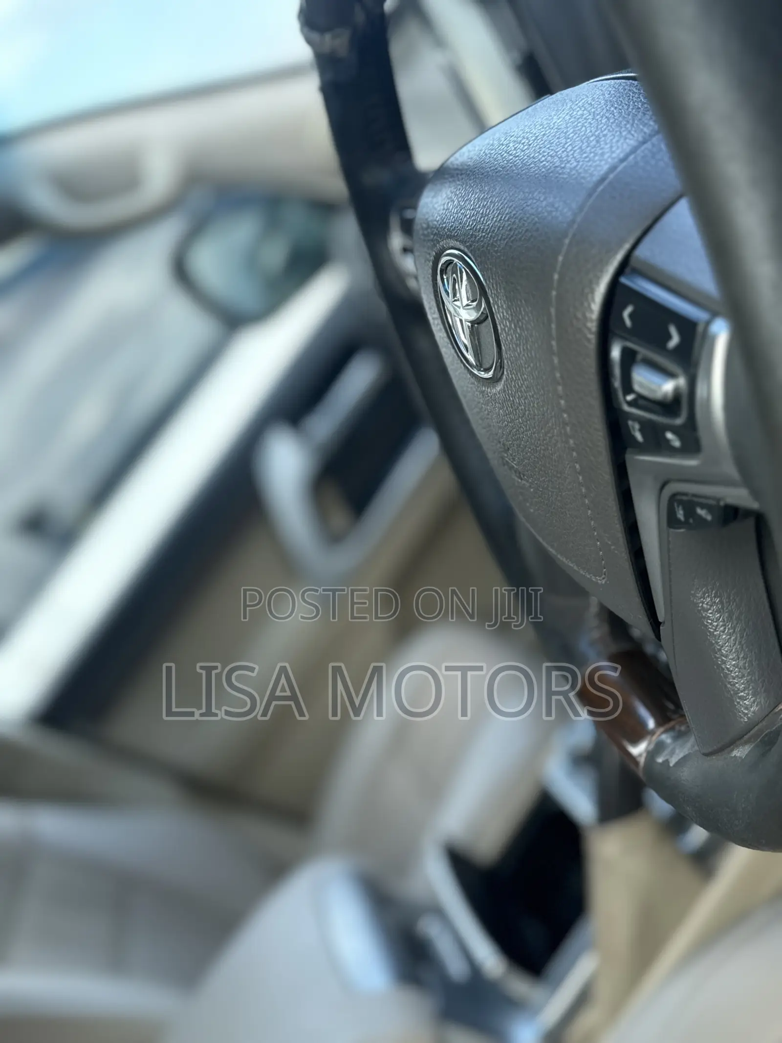 Toyota Land Cruiser 4.6 V8 AX G Selection 2017 White