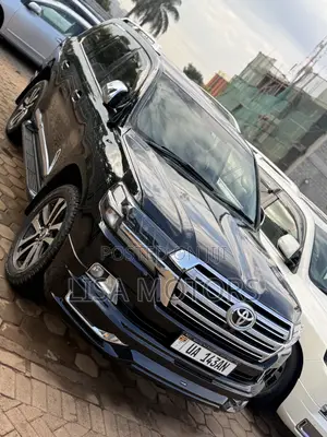 Toyota Land Cruiser 4.5 V8 VXR 2014 Black